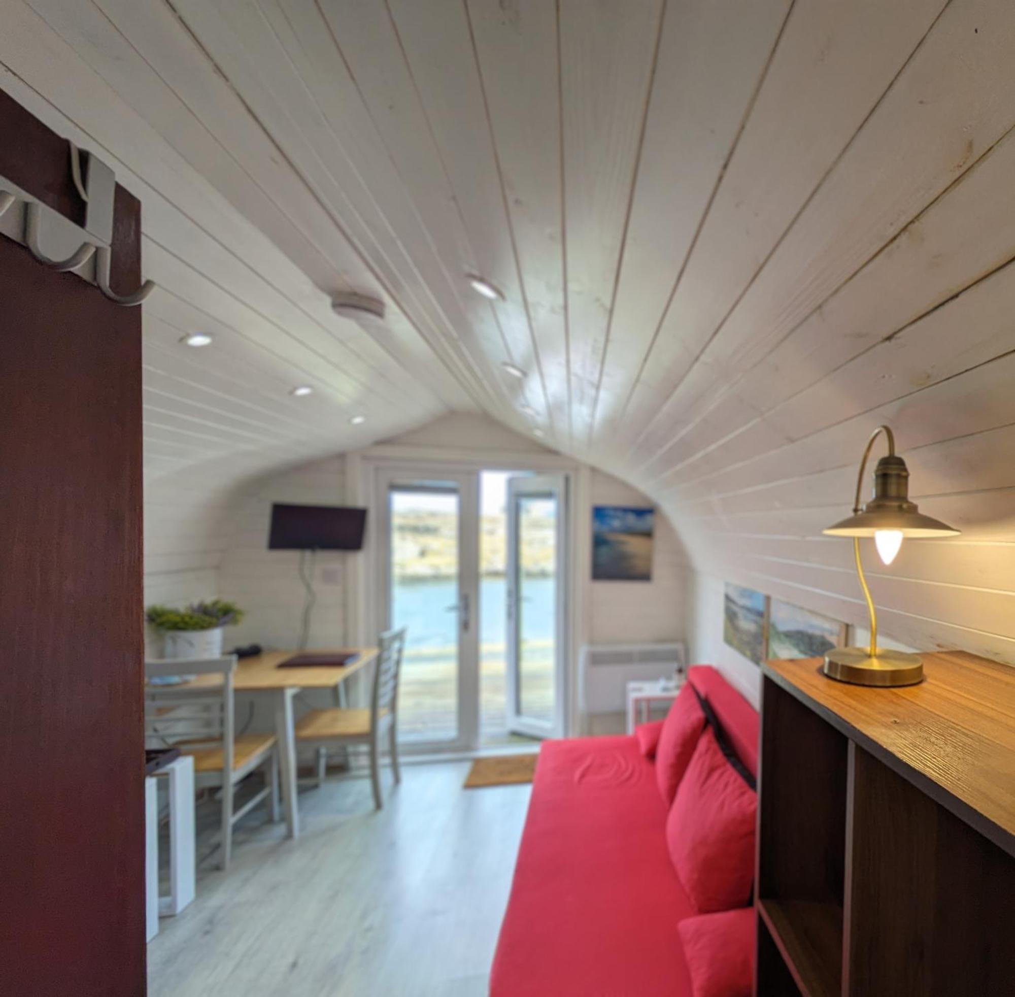 Glamping Pod For 2 Pod Beag Na Haun Eriskay Villa Exterior photo
